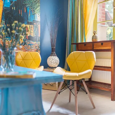 Insopot - Gogh - Near The Sea